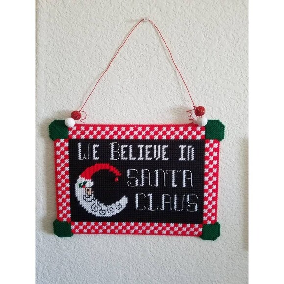 Handmade We Believe in Santa Wall Hanging | Christmas Decor Gift Idea - Picture 1 of 2